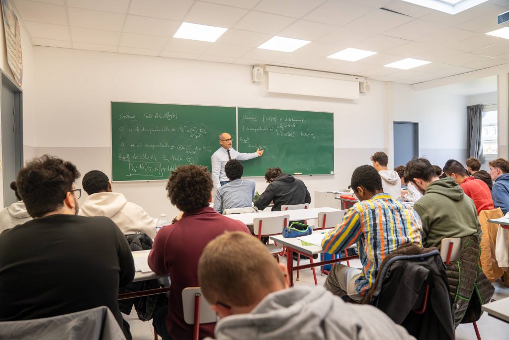 Photo d'un cours en Prepa MPSI PSI